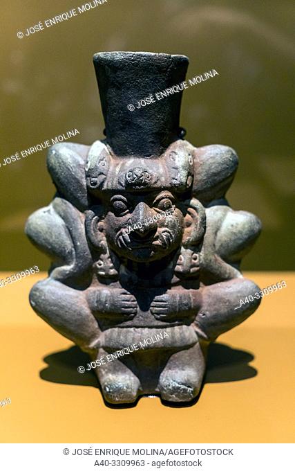 Peruvian Pre-Columbian ceramics, Moche culture (100 to 700 AC). Lima Art Museum, Lima, Peru