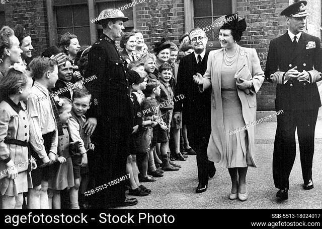 The King and Queen Pay Visit to Rest Centre in the South Of England - Children line up to see the King and Queen leave a rest centre they visited today in...