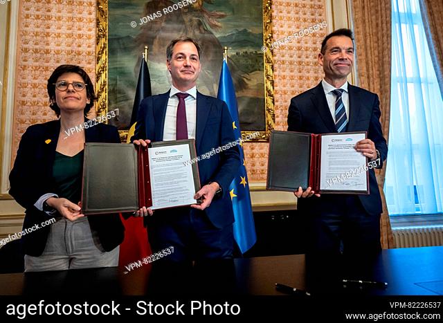 Energy minister Tinne Van der Straeten, Prime Minister Alexander De Croo and Engie Belgium CEO Thierry Saegeman are pictured during a press moment after an...