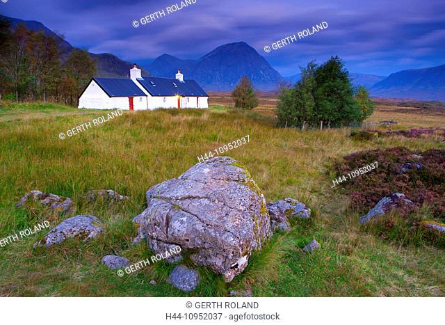 Glencoe, Great Britain, Europe, Scotland, highland, house, home, night, autumn