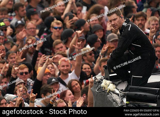 05 June 2022, Rhineland-Palatinate, Nürburg: Brent Smith, singer of the American rock band Shinedown, performs on the main stage of the open-air rock festival...