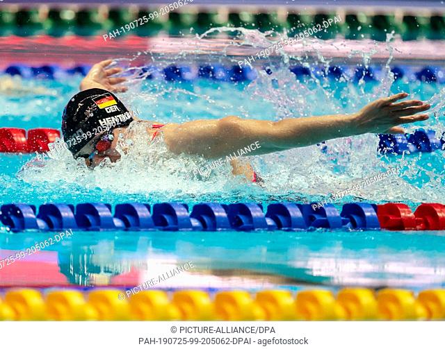 25 July 2019, South Korea, Gwangju: Swimming World Championship: 200 meters butterfly women: Franziska Hentke from Germany in action
