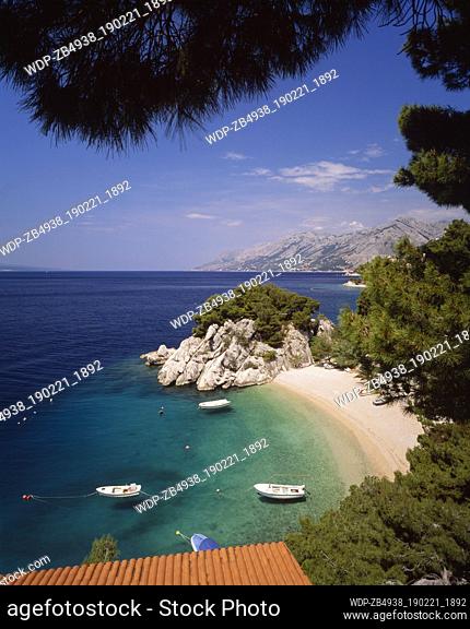 Beach scene at Brela on the Makarska Riviera, Dalmatia, Croatia. View northwards