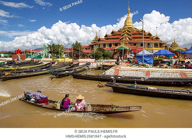 Myanmar (Burma), Shan state, Inle lake, Phaung Daw OO pagoda