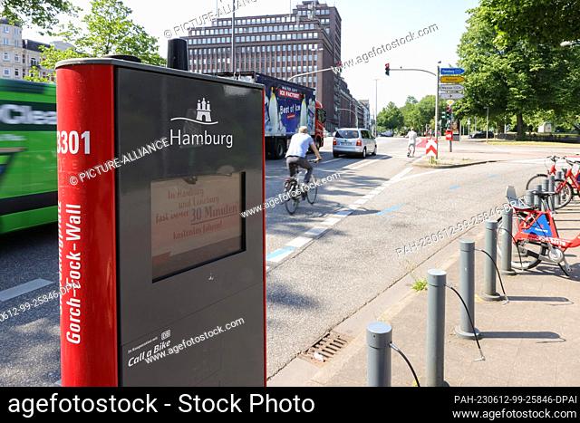 12 June 2023, Hamburg: Bikes from Stadtrad Hamburg are parked at a rental station in Hamburg. From Tuesday, June 13, users can borrow up to four bikes at a time...
