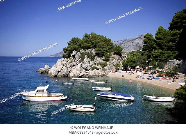 Croatia, Dalmatia, Makarska Riviera, Brela, bathing-bay, series, Europe, destination, sea, Mediterranean, coast, beach, bay, boats, swimmers, people, tourists