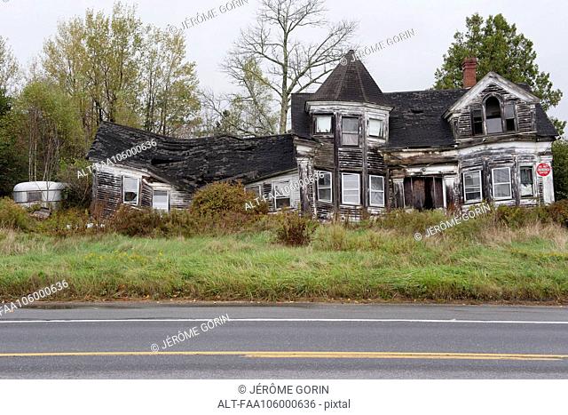 Abandoned, dilapidated house