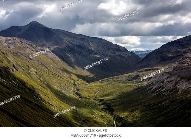 Switzerland, Graubunden, Engadin, Landscape of Fain Valley