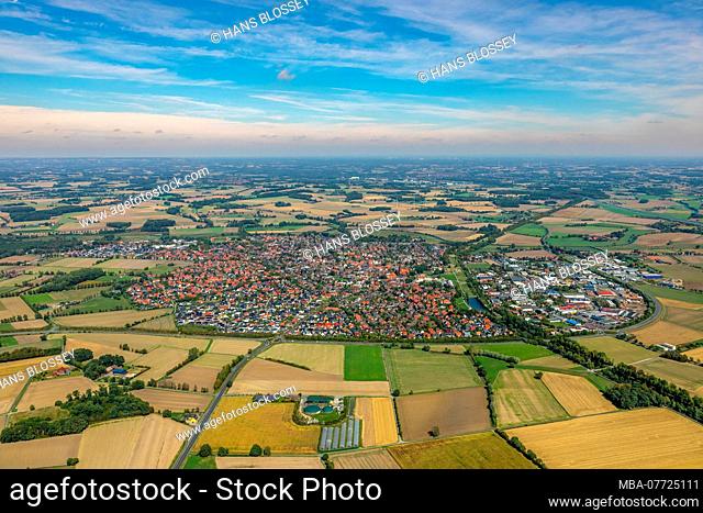 Aerial shots, overview over the city of Olfen in the cathedral country, Lehmhegge, Olfen, Ruhr area, North Rhine-Westphalia, Germany