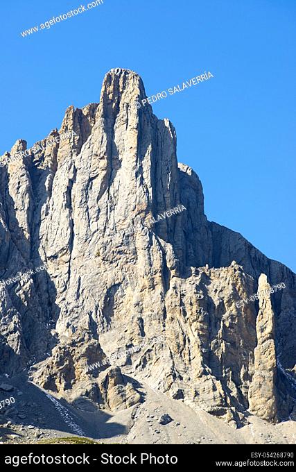Grand Aiguille Ansabere Peak in Lescun Cirque. Aspe Valley, Pyrenees, France