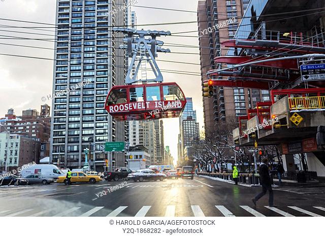 Roosevelt Island tramway in New York City