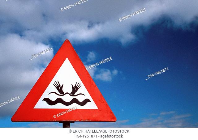 Drowning warning sign on the beach in the Netherlands