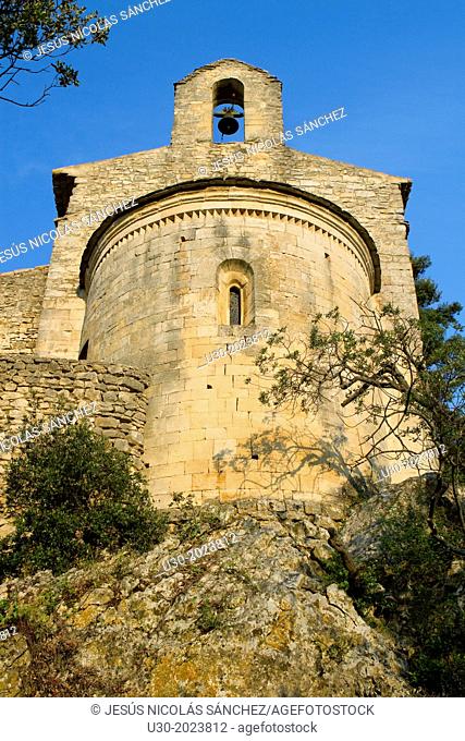 Little chapel in Roque-sur-Ceze, labelled The Most Beautiful Villages of France. Gard deparment, Languedoc-Roussillon region. France