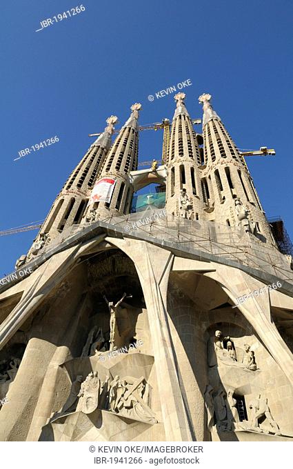 Passion Façade, La Sagrada Familia, Temple Expiatori de la Sagrada Familia, Basilica and Expiatory Church of the Holy Family, Barcelona, Catalonia, Spain