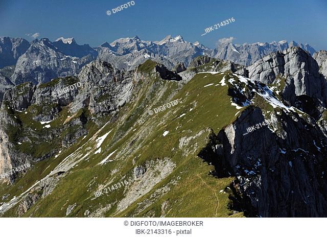 View from the Rofanspitze, 2259 m, in the Rofan mountains, Tyrol, Austria, Europe