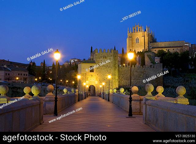 San Martin bridge and San Juan de los Reyes monastery, night view. Toledo, Spain