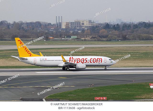 Pegasus Boeing 737-800 on the runway, flypgs.com, Turkish airline, Duesseldorf International Airport, North Rhine-Westphalia, Germany, Europe