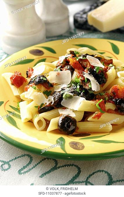 Penne rigate with black olives, tomatoes and parmesan