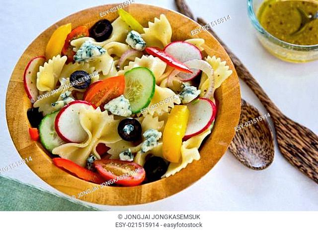 Farfalle with Blue cheese salad