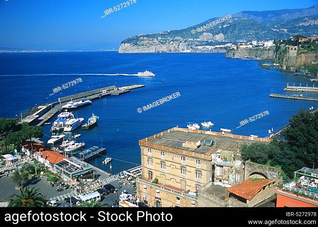 Ferry port, Sorrento, Sorrento Peninsula, Gulf of Naples, Italy, Sorrento, Europe