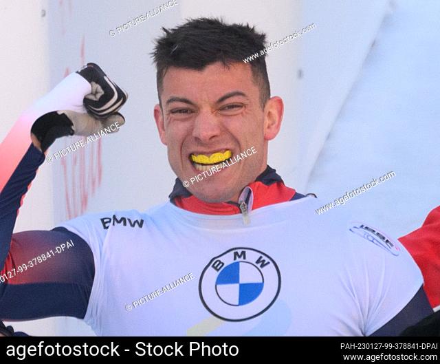 27 January 2023, Switzerland, St. Moritz: Skeleton: World Championship, men, 4th round in the Olympic Bob Run St. Moritz - Celerina