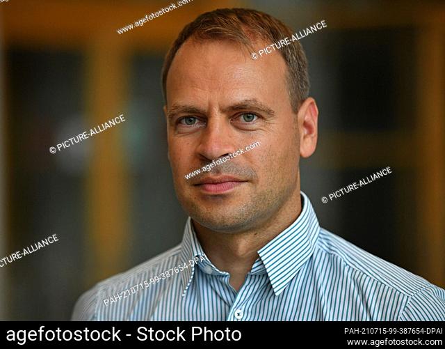13 July 2021, Thuringia, Jena: Robert Kammel, Head of Communications at the Fraunhofer Institute for Applied Optics and Precision Engineering IOF on Jena's...