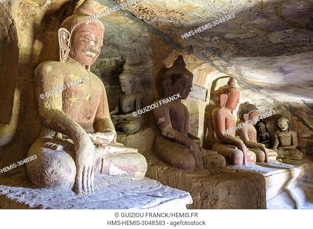 Myanmar (Burma), Sagaing region, Monywa, Hpo win Daung Buddhist caves, cave temples built in the 14th century and home to nearly 3, 000 Buddha statues