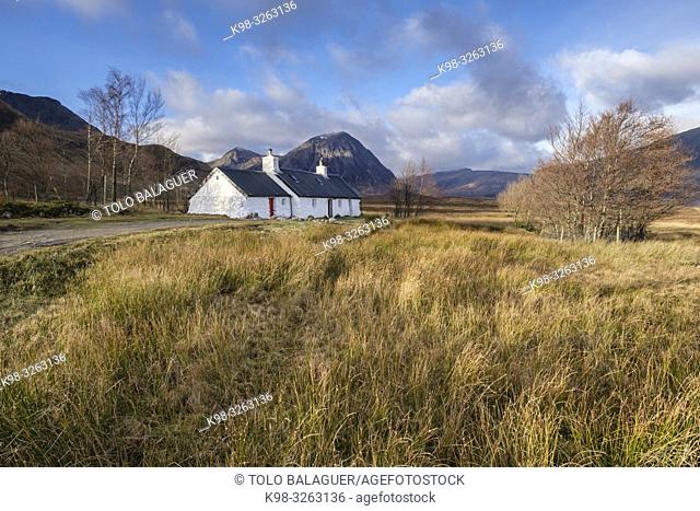 Typical house, Glen Coe valley, Lochaber Geopark, Highlands, Scotland, United Kingdom