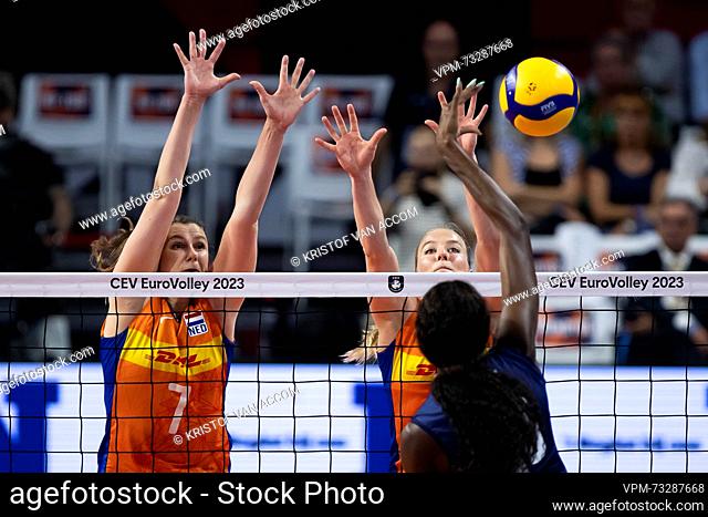 Dutch Juliet Lohuis and Dutch Marrit Jasper pictured in action during a volleyball game between Italy and The Netherlands, Sunday 03 September 2023 in Brussels