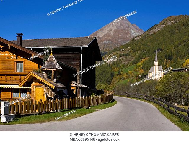 Austria, Carinthia, saint-blood, locality perspective, church, autumn, upper Mölltal, mountain scenery, mountains, place, houses, residences, parish-church