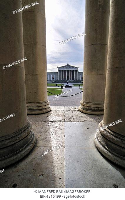 Pillars of the Glyptothek museum, oposite the Antikensammlung antiquities collection, Koenigsplatz square, Munich, Bavaria, Germany, Europe