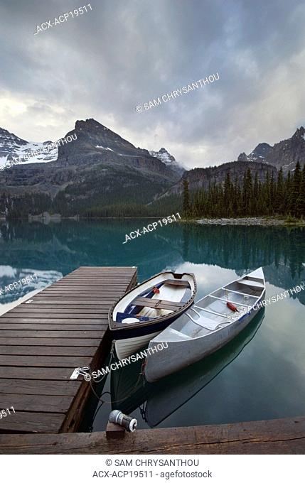 Boats and dock, Lake O'Hara, Yukness Mountain, Ringrose Peak, Yoho National Park, British Columbia, Canada