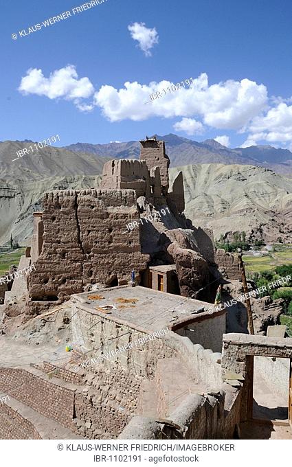 Castle ruins and monastery in the Indus Valley, Basgo, Ladakh, India, Himalayas, Asia