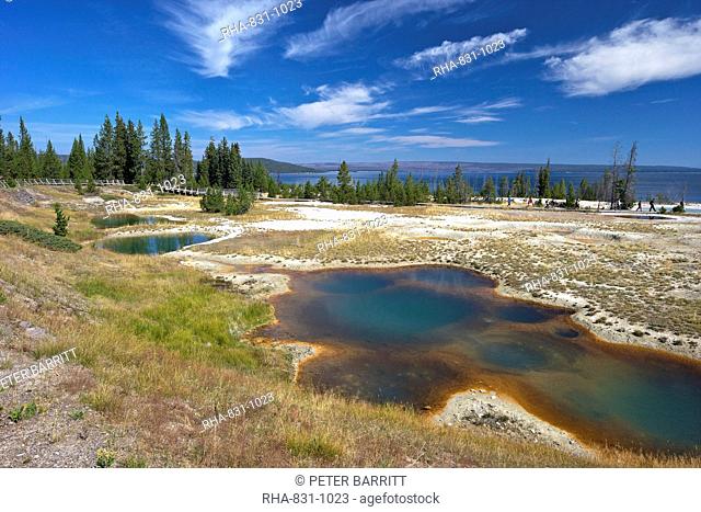 Blue Funnel spring, West Thumb Geyser Basin, Yellowstone National Park, UNESCO World Heritage Site, Wyoming, United States of America, North America