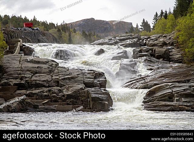 Wasserfall des Flußes Steinselva - beliebtes Revier für viele Angler