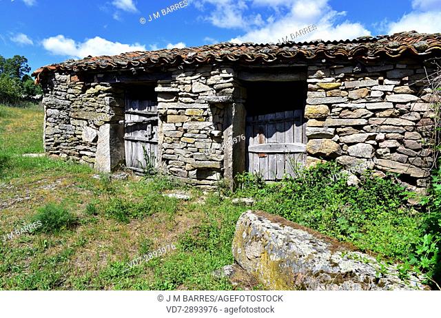 Popular architecture. House building with granite blocks. Fornillos de Fermoselle, Sayago, Zamora Province, Castilla-Leon, Spain