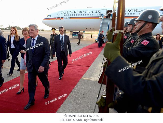 German President Joachim Gauck and his partner Daniela Schadt leave the government plance at the airport in Adana,  Turkey, 26 April 2014