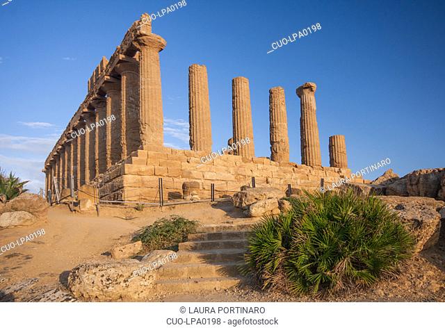 Temple of Juno Lacinia, Valley of the Temples, Agrigento, Sicily, Italy, Europe