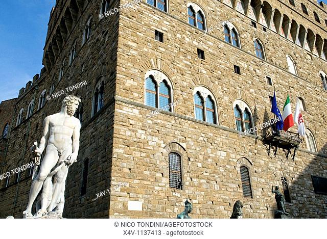 The Neptune biancone statue, Palazzo Vecchio, Piazza della Signoria, Florence Firenze, UNESCO World Heritage Site, Tuscany, Italy, Europe