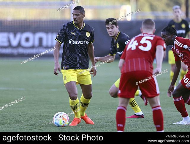firo : 01/10/2023, football . Football: Test match in Marbella training camp BVB, Borussia Dortmund - Fortuna Dusseldorf First mission for BVB since his cancer