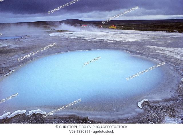 Iceland, Hveravellir, Steaming solfatare and Hot Springs
