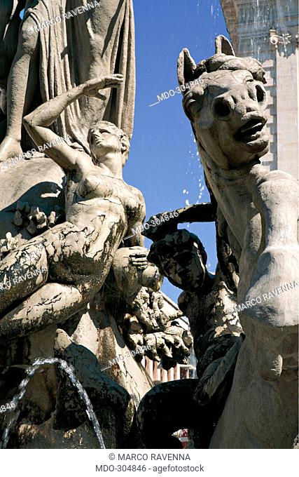 Diana Fountain, by Moschetti Giulio, Moschetti Giulio, 1906, 20th Century, . Italy; Sicily; Syracuse; Syracuse; Piazza Archimede; . Detail