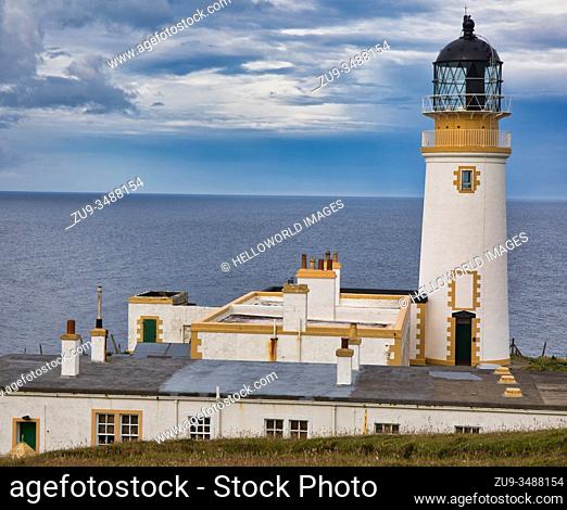 Tiumpan Head Lighthouse, Tiumpan Head, Portvoller, Isle of Lewis, Outer Hebrides, Scotland. Designed by Scottish lighthouse designers David and Charles...