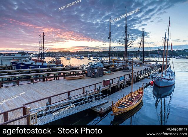 USA, New England, Massachusetts, Cape Ann, Gloucester, Gloucester Schooner Festival, schooners, dawn