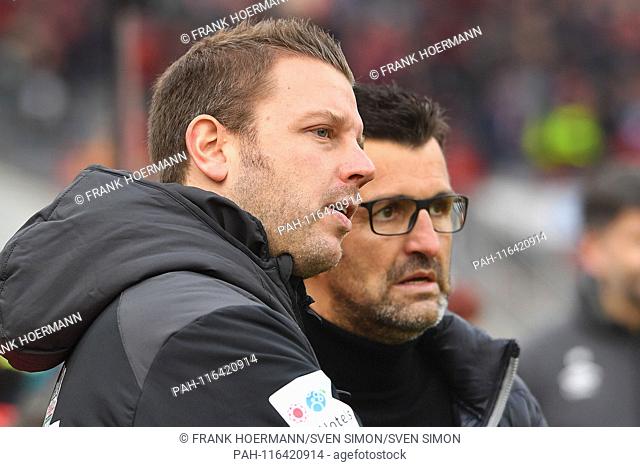 v.li: Florian KOHFELDT (coach Werder Bremen), Michael KOELLNER (coach Nuernberg). Soccer 1. Bundesliga, 20.matchday, matchday20, 1
