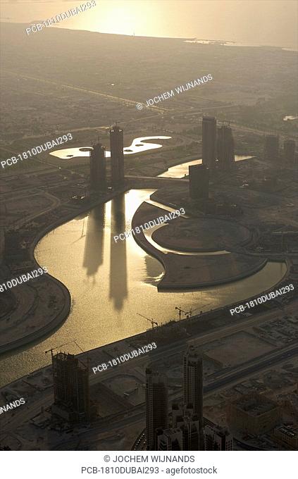Dubai, artificial lakes