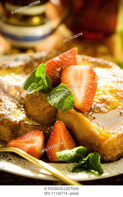 French Toast with Maple Syrup and Strawberries