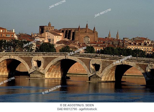 The Pont-Neuf over the Garonne river, Toulouse, Midi-Pyrenees, France, 16th century