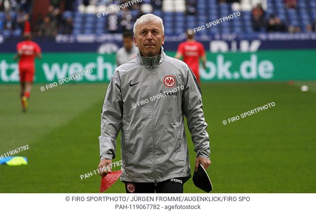 firo: 06.04.2019 Football, 2018/2019, 1.Bundesliga: FC Schalke 04 - Eintracht Frankfurt 1: 2. Co coach Armin Reutershahn | usage worldwide