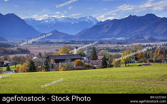 Autumn landscape above the Murnauer moss with Zugspitze group and Hagen, district of Murnau, The Blue Land, Upper Bavaria, Bavaria, Germany, Europe